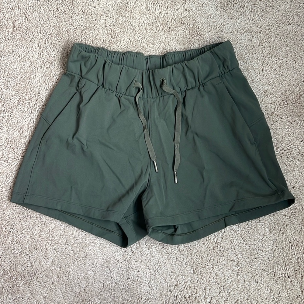 Lululemon army green 3in shorts